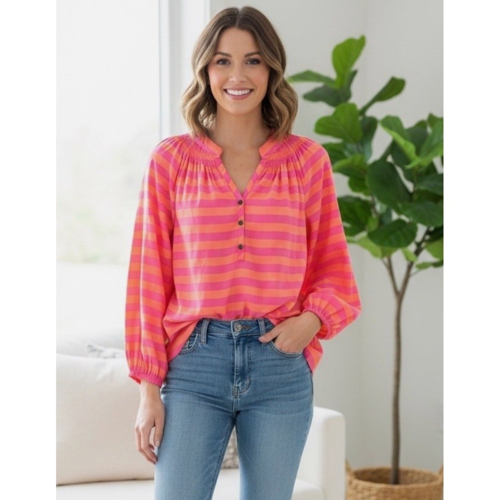 Lilly Pulitzer Blouse Womens Small Pink Orange Good 100% Silk Striped‎ Smocked